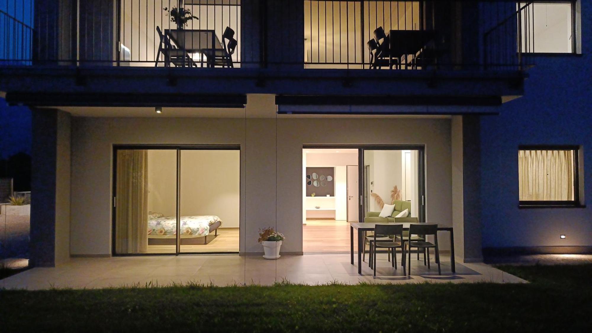 Elvy Garda Living Garden Apartment Riva del Garda Exterior photo